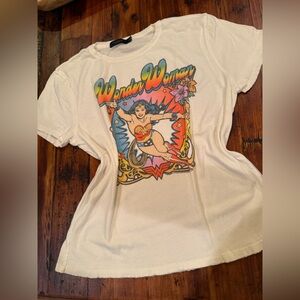 Junk Food Clothing- Wonder Woman Graphic Tee - Off White/ Ivory